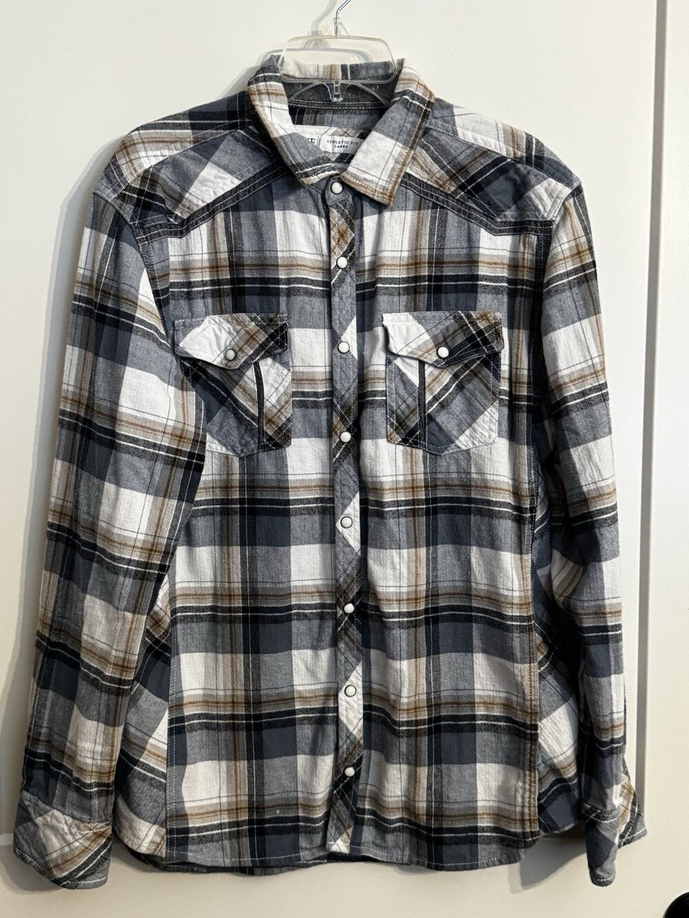 BKE Buckle Brown Blue Plaid Western Pearl Snap Sz L Cowboy Athletic Fit Rodeo